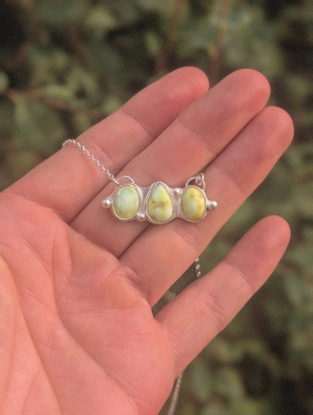 Trois Verts Necklace